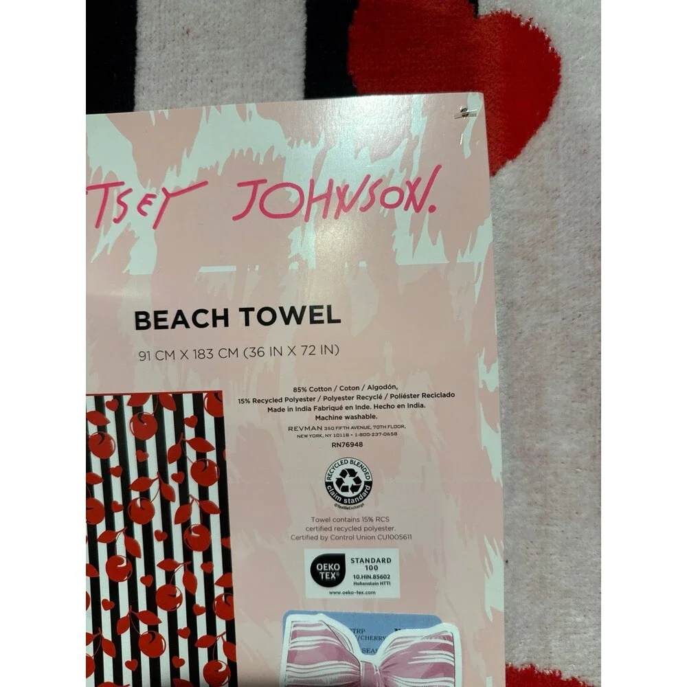 BETSEY JOHNSON BEACH TOWEL-Cherry